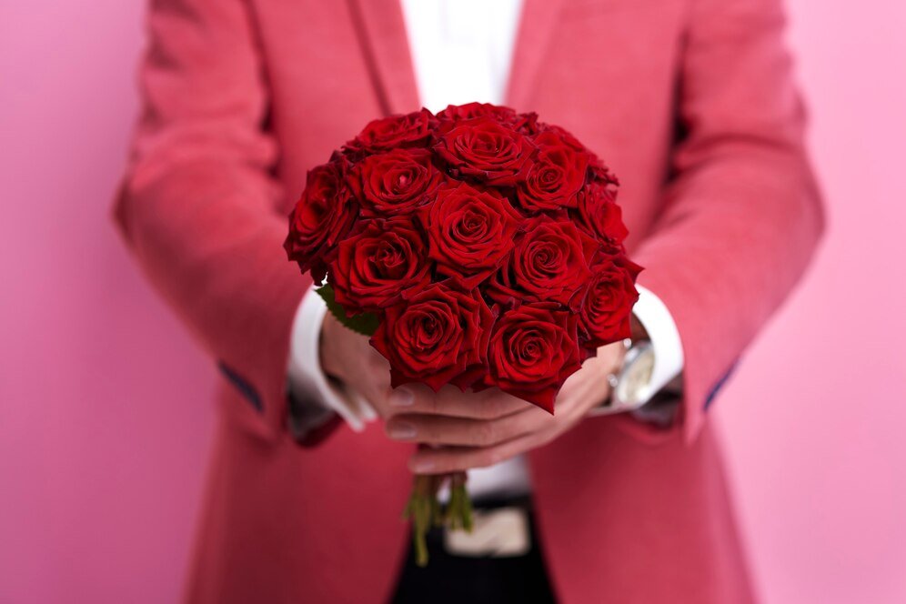 The Enchanting Beauty of Roses - Hunter & Aurora Roses
